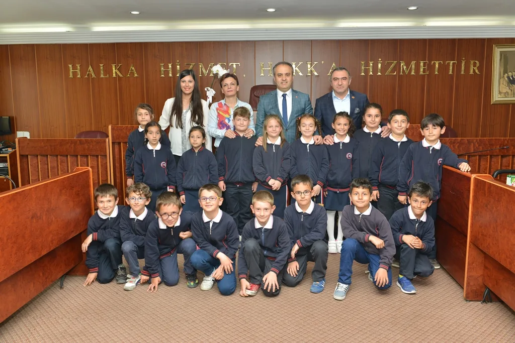 Aktaş'tan yerel yönetimler dersi