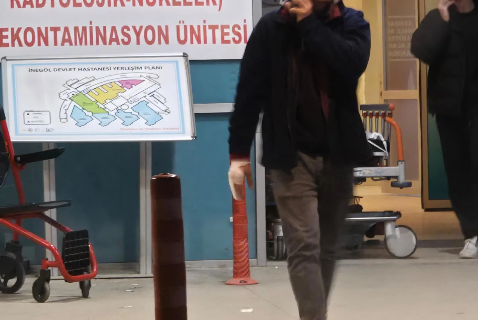 18 Yaşındaki işçi elini makineye kaptırdı