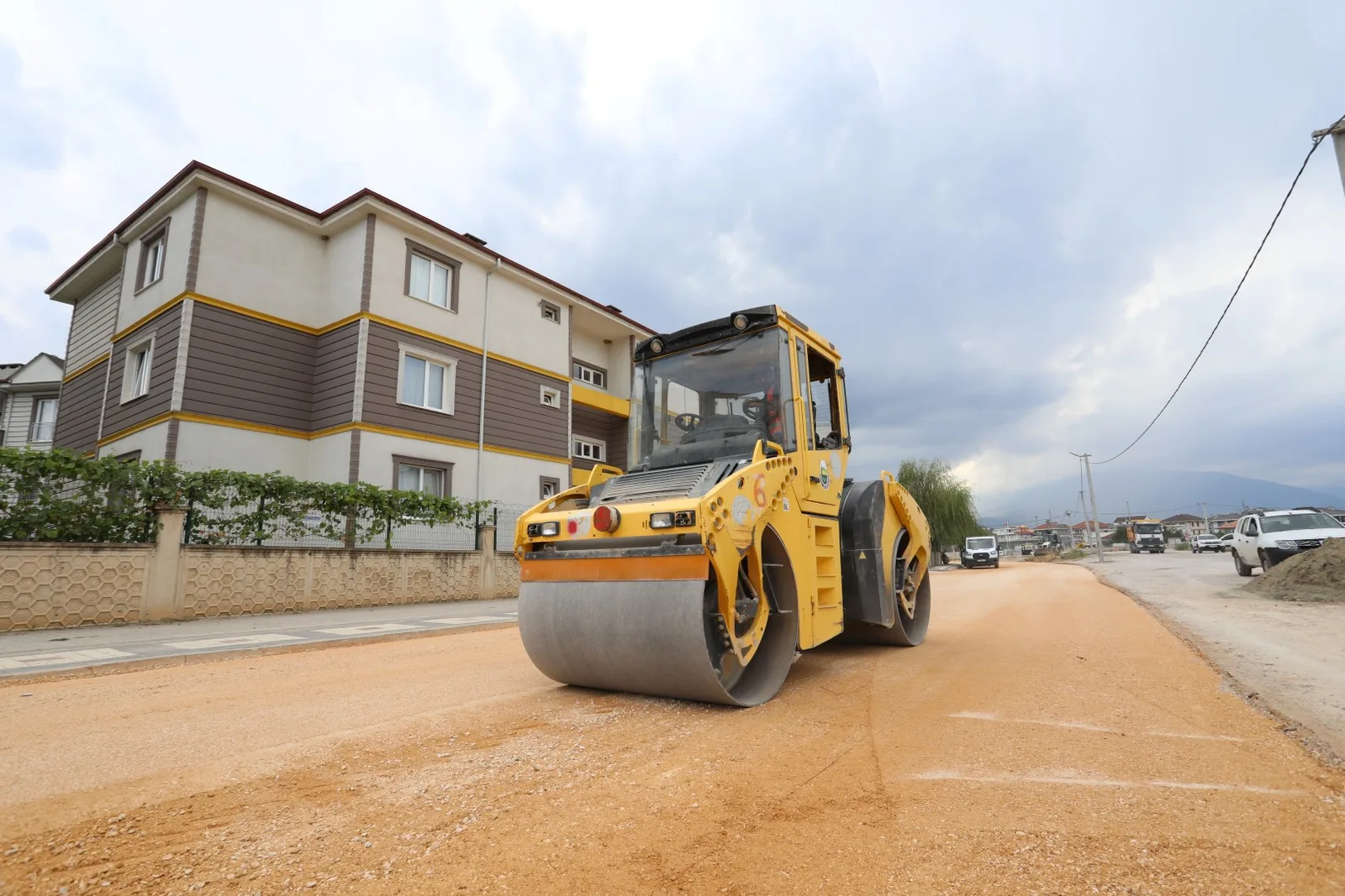 Alanyurt’ta kaplama çalışmaları devam ediyor