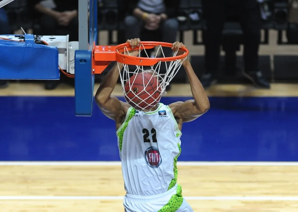 Eurocup: Tofaş: 79 - D. Energia Trento: 91