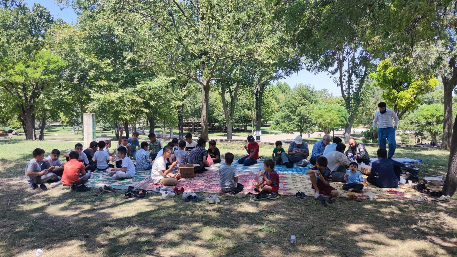 Serhendi Yaz Kur'an Kursları, hediye töreni ile sona erdi