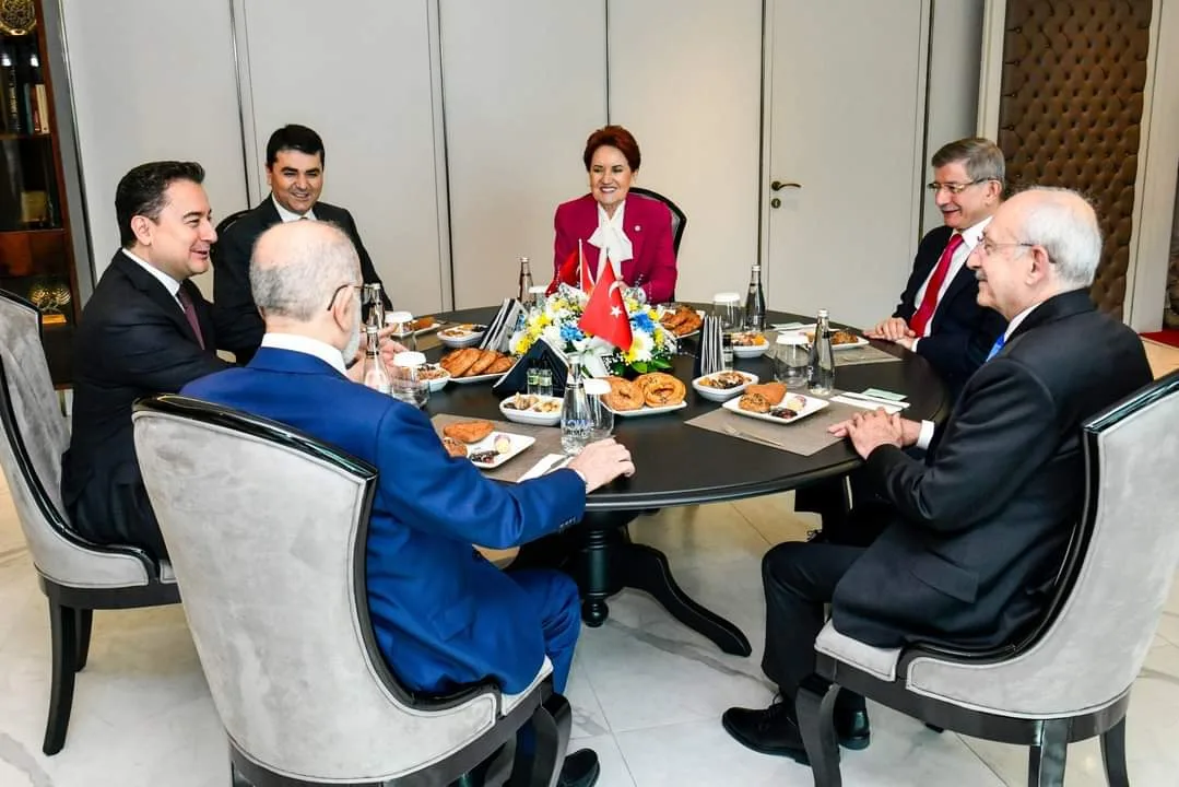 Altılı masanın aday belirlemesi beklenirken, çarpıcı açıklama yapıldı