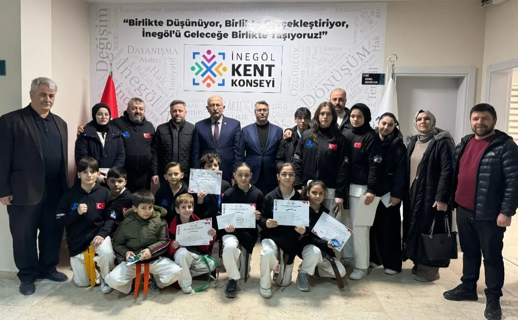 Kent Konseyi, dereceye giren sporcuları ağırladı