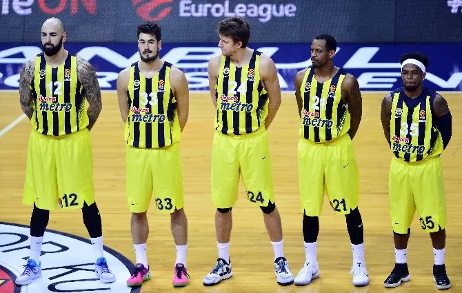 Fenerbahçe, Panathinaikosu Ağırlıyor