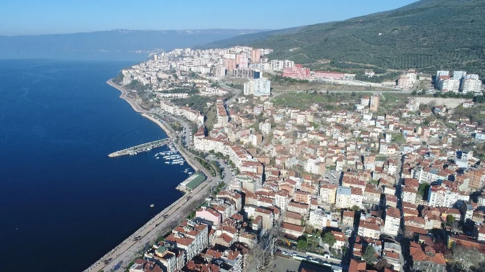 Gemlikte Hayat Durdu
