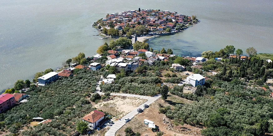 Gölyazı'daki kazılar Apollonia ad Rhyndacum Antik Kenti'nin tarihine ışık tutacak