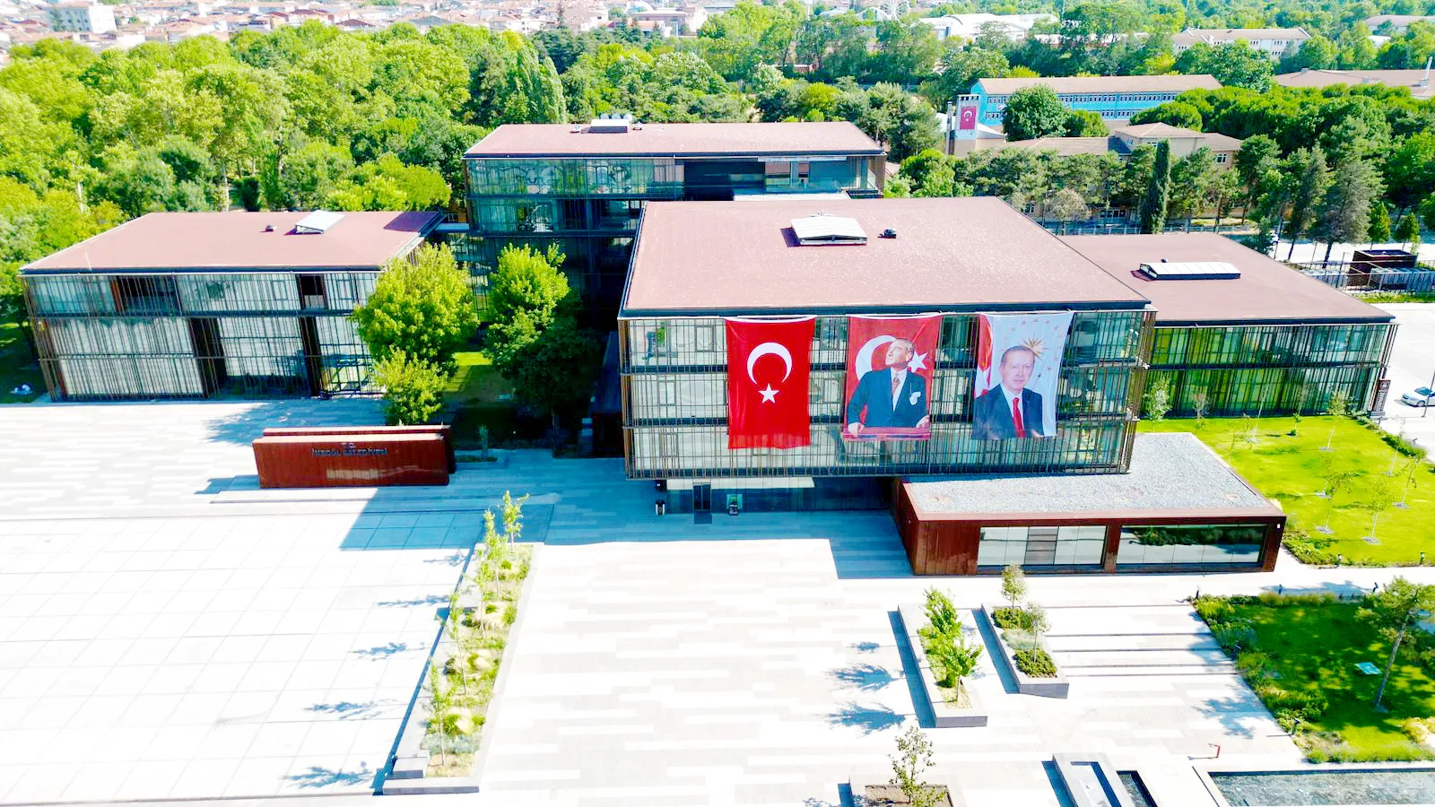 İnegöl Belediyesi'nden işletmelere çağrı; hibe desteği takibi belediyenizden