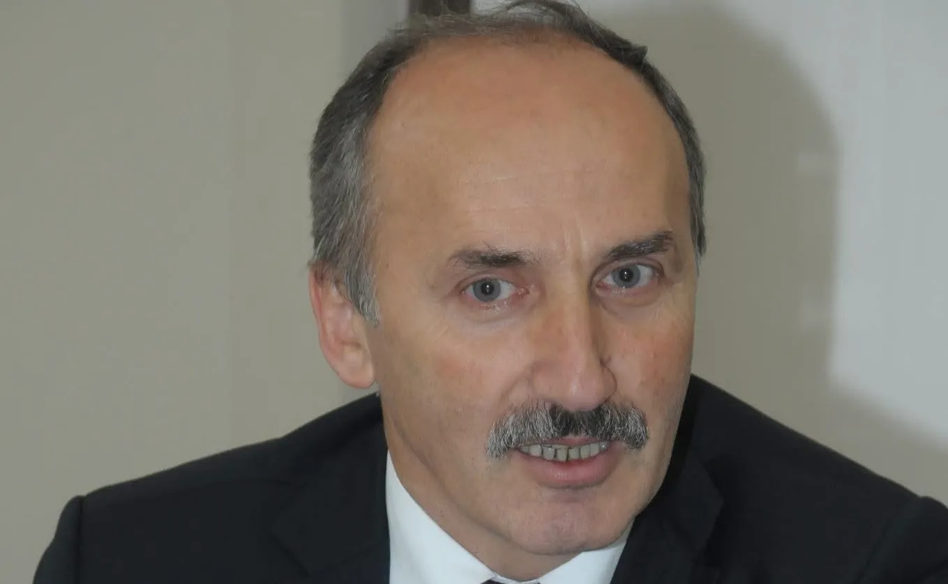 Eğitim camiasını yasa boğan ölüm