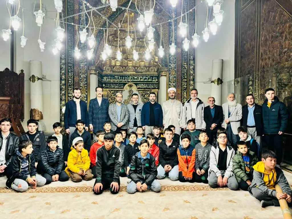 İnegöl gençlerinden ‘manevi’ yolculuk