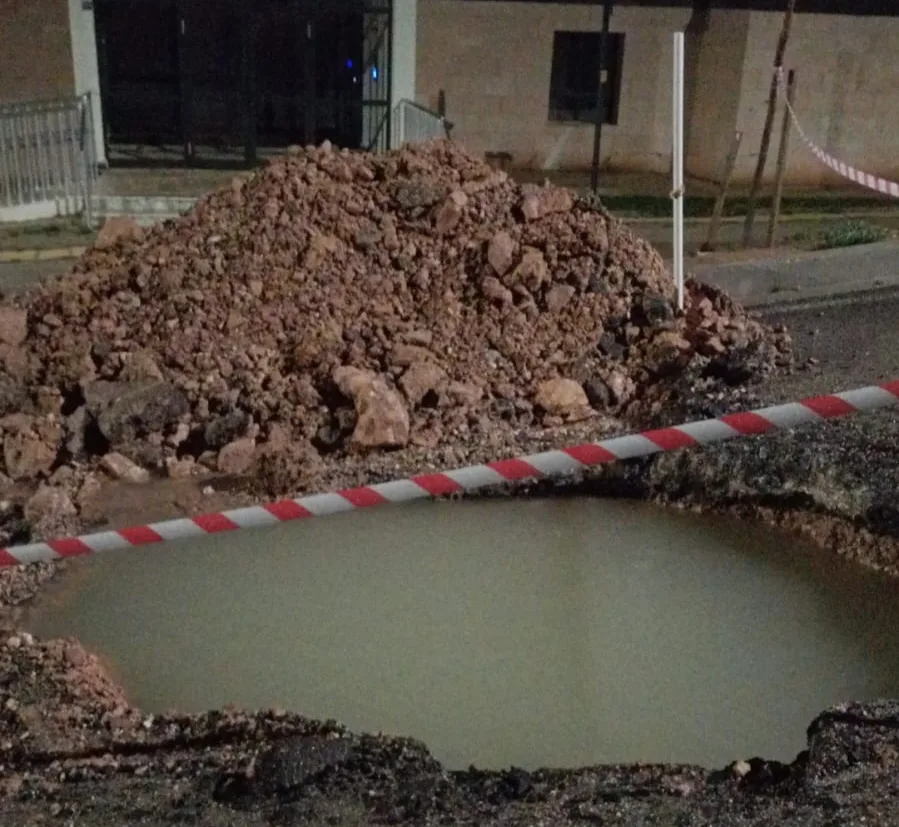 TOKİ 3. Etap'ta Patlayan Su Borusu Vatandaşı Çileden Çıkardı