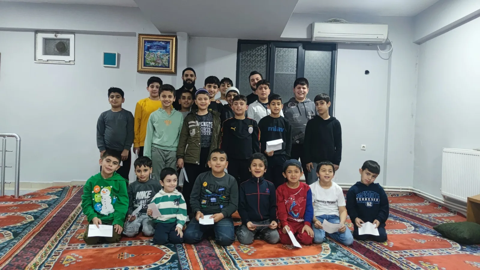 Osmanlı geleneği, İnegöl'de hayat buldu, öğrenciler önce iftar yaptı sonra diş haklarını aldı