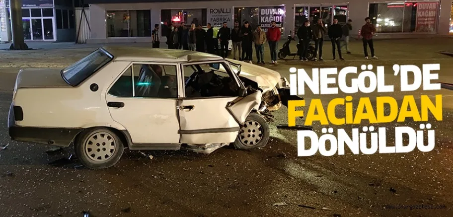 İnegöl'de 2 otomobilin karıştığı kazada 1 kişi yaralandı