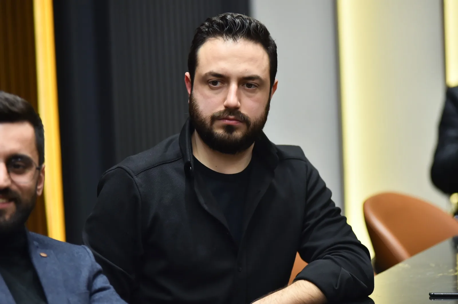 Gençlerin ve bayanların maç biletleri yönetimden