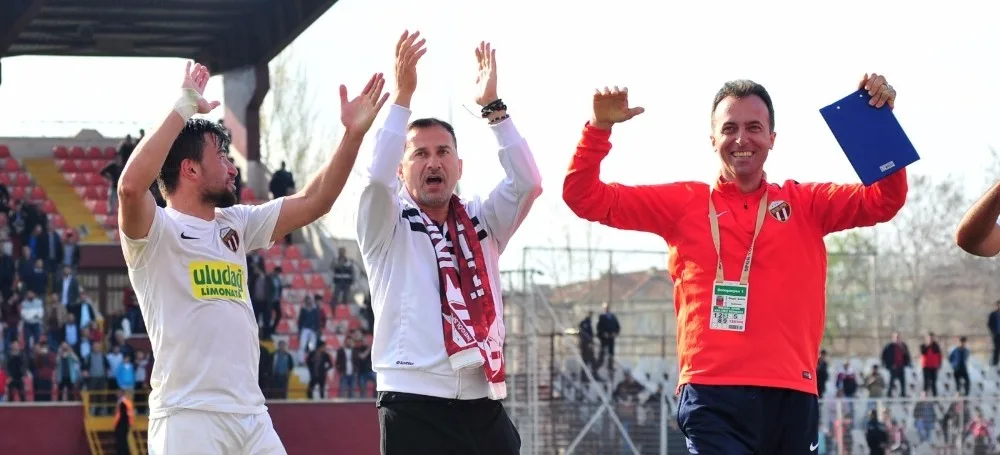 İnegölsporda Moraller Yerine Geldi