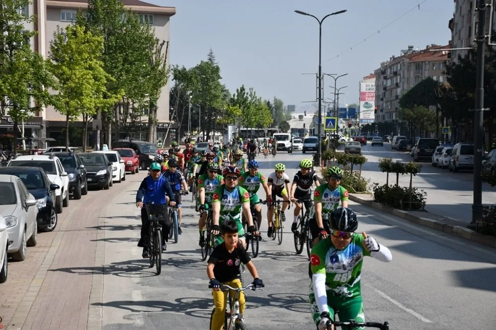 İnegölün Güzelliklerine Pedal Çevirdiler