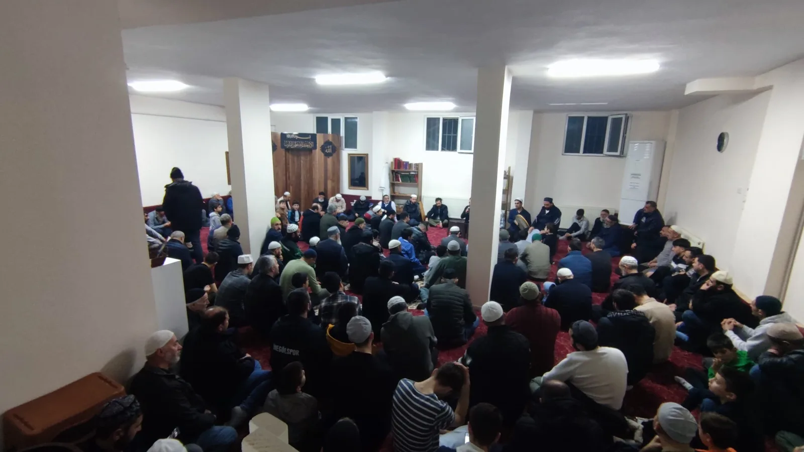 Kasım Efendi Derneği’nden Miraç Kandili programı