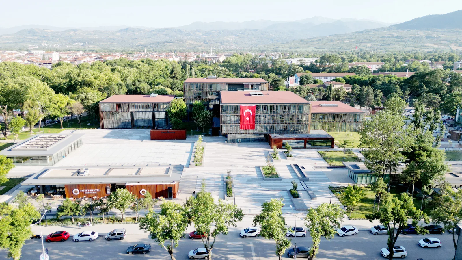 İnegöl Belediyesi’nden 457 aileye 2 milyon 285 bin lira ısınma yardımı