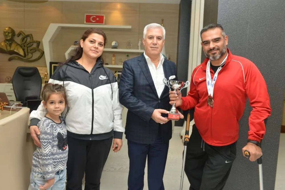 İstanbul Maratonundan Nilüfere Kupa Geldi