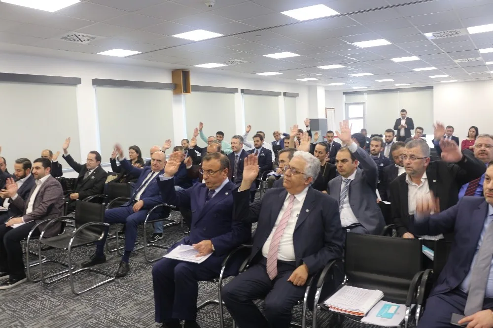 İstanbul Su Ürünleri Ve Hayvansal Mamuller İhracatçıları Birliğine Taze Kan
