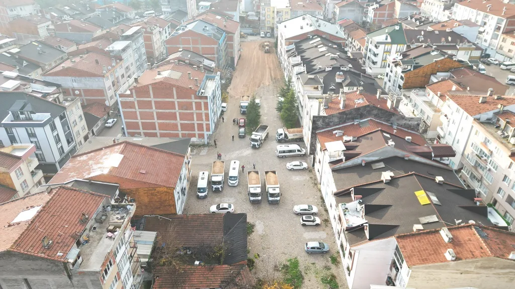 İnegöl’de kamulaştırmalarla mahalleler nefes alıyor
