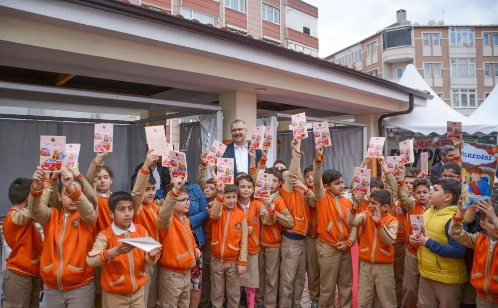 Karacabey Belediyesinden Kitap Ve Yöresel Ürünler Fuarı