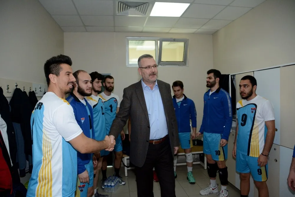 Karacabey Belediyespor Voleybolda 2. Lige Yükseldi