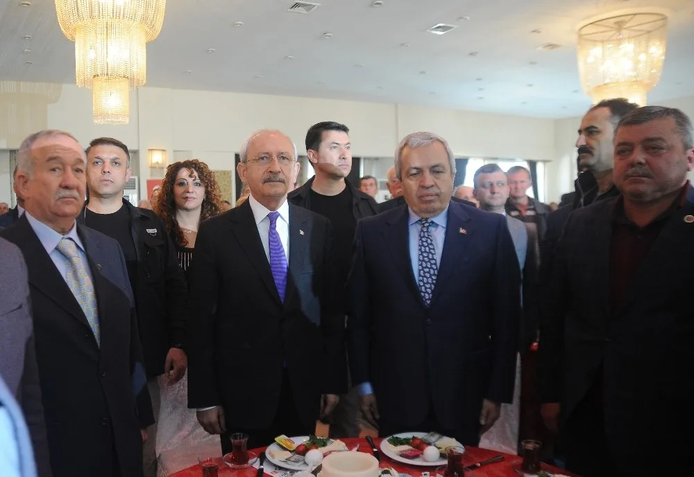 Kılıçdaroğlu: “3Ünüz Değil, İsterseniz 33 Kişi Gelin”