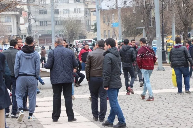 Kötü Gidişata Tepki Göstermek İsteyen Taraftarlara Polis Müdahalesi