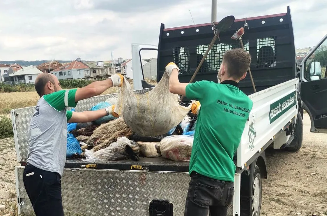 İnegöl'de 300 ton atık toplandı