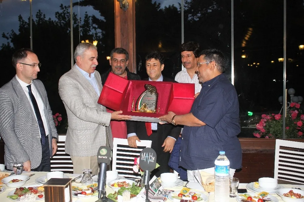 Kuveytli Milli Atletler Bursada İftar Yemeğine Katıldı