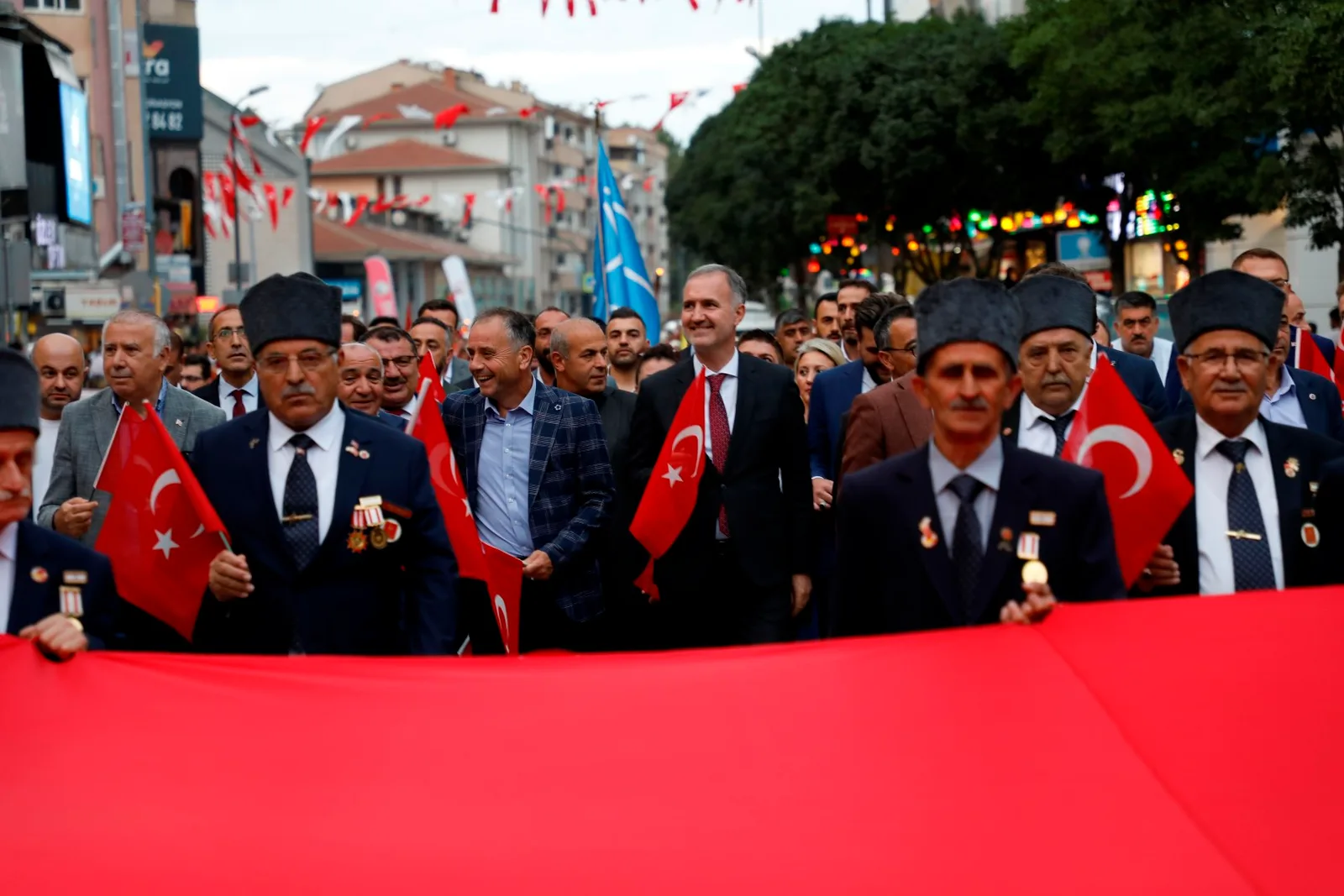 Kurtuluş Günü Fener Alayı ve Konserle Kutlanacak