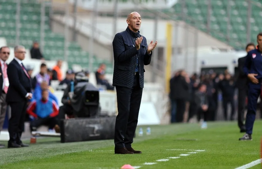 Le Guen: “Cenk, Gomis Ve Etooyu Kadromda Görmek İsterdim”
