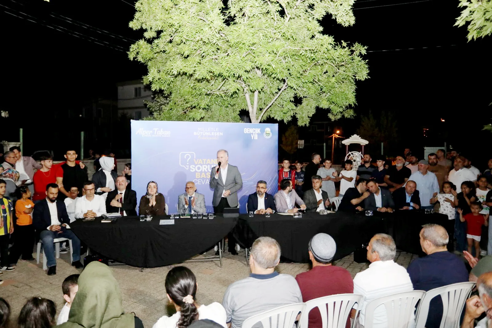 Başkan Taban Yeni Mahalle  sakinleriyle buluştu