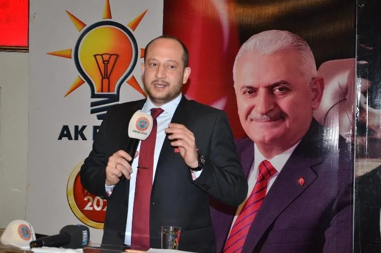 Manisa Ak Partide Erdemin İstifası İstendi