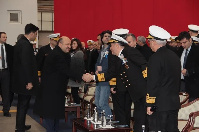 Milli Savunma Bakanı Fikri Işık, İstanbul Fırkateyni Sac Kesme Törenine Katıldı