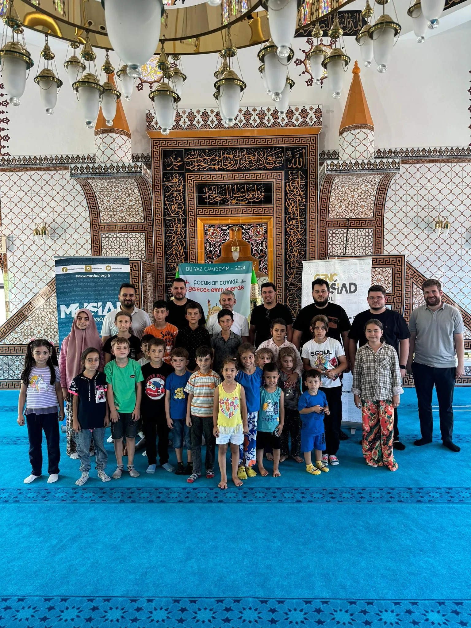 Genç MÜSİAD, çocukların gönlüne dokundu