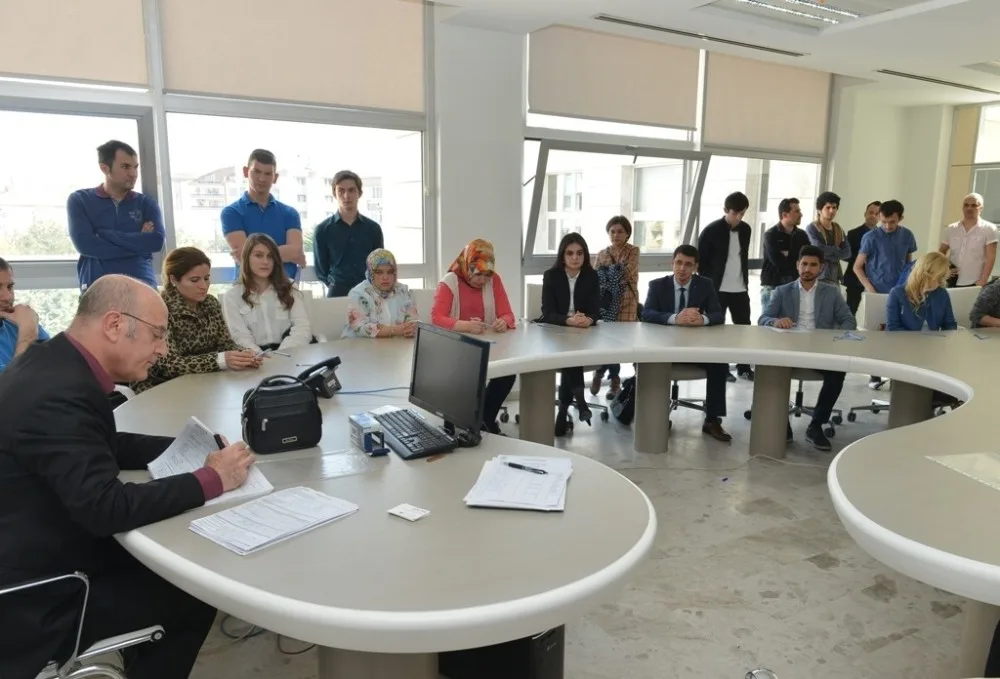 Nilüfer Belediyesi İş Arayanla İşveren Arasında Köprü Oldu