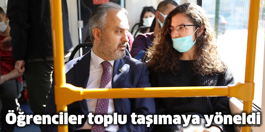 Öğrenciler toplu taşımaya yöneldi