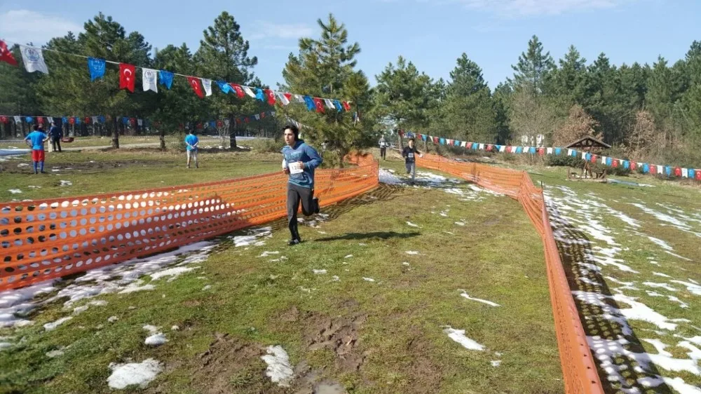 Okul Sporları Oryantring Şampiyonası Düzcede Yapıldı