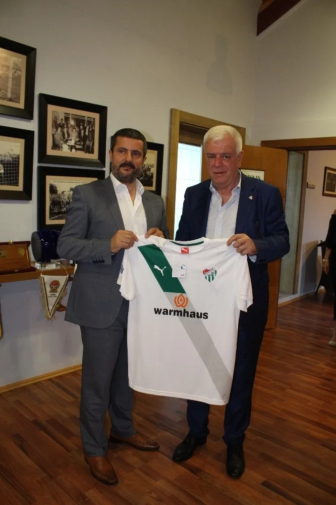 Onur Marketten Bursaspora Nezaket Ziyareti