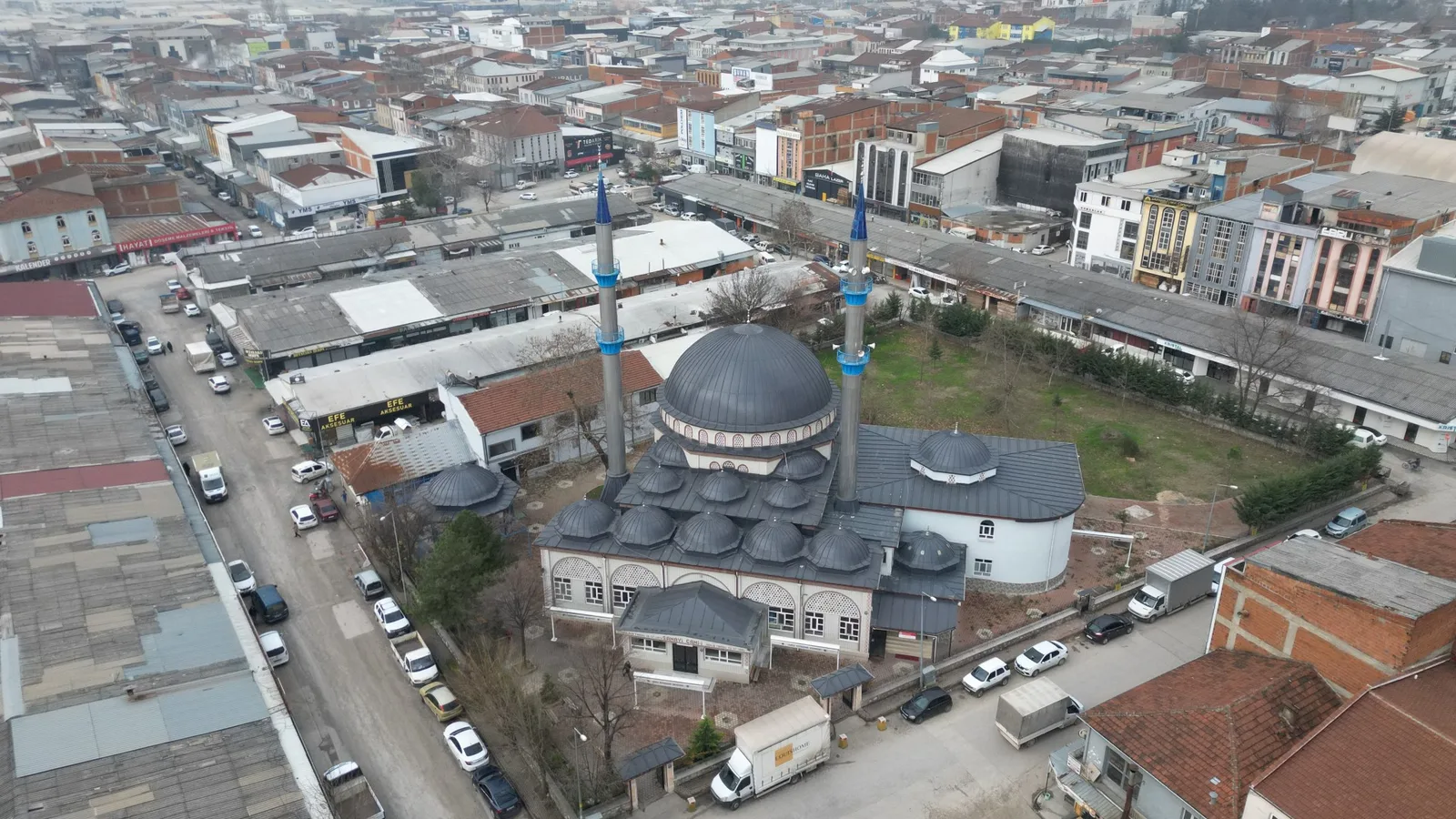 İnegöl Belediyesi’nden çeyrek asırlık kandil geleneğine katkı