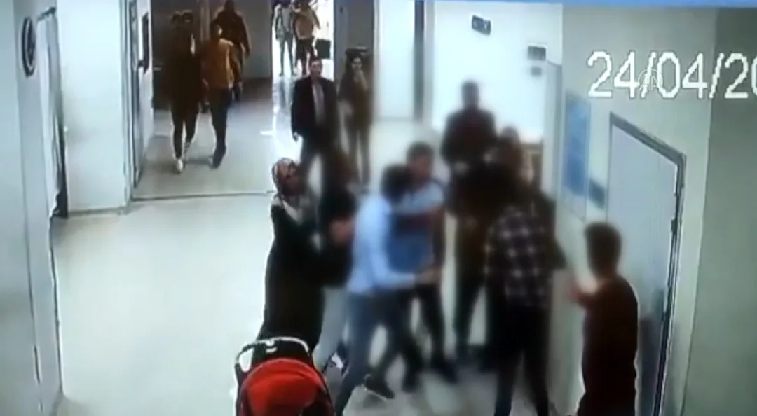 Sağlık çalışanları dehşeti yaşadı