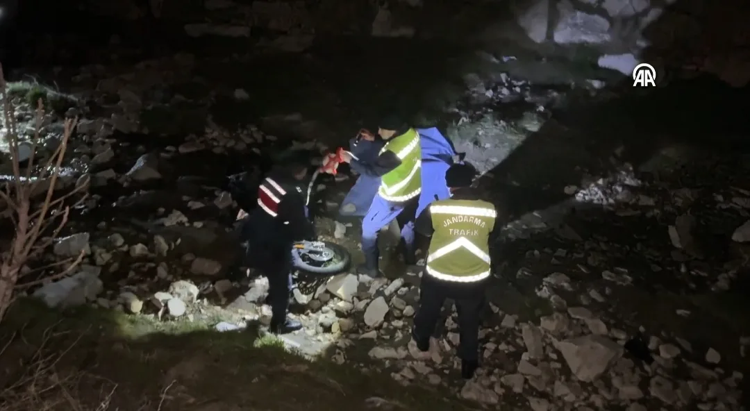 Kaybolan üniversite öğrencisi motosikletiyle dere yatağında kaza yapmış halde ölü bulundu