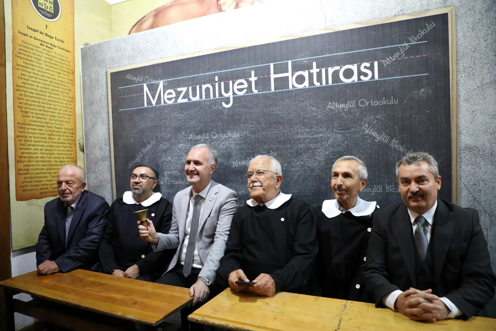 70 Yıllık Altıeylül Okulu hatıraları İnegöl Kent Müzesi’nde canlandı