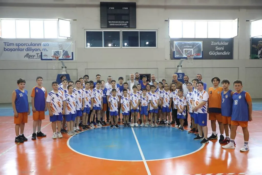 Belediyenin çalışmaları ile bin 792 çocuk sporla buluştu