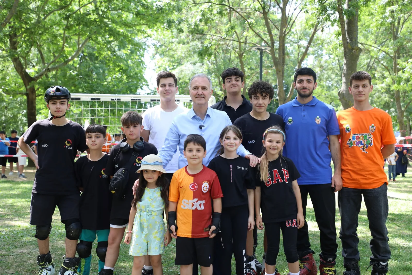 İnegöl’de yaz spor okullarının provası spor şenliğiyle yapıldı