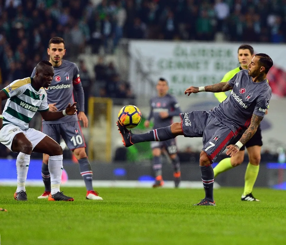 Spor Toto Süper Lig: Bursaspor: 2 - Beşiktaş: 2 (Maç Sonucu)