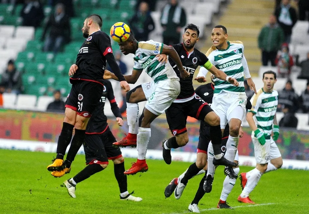Süper Lig: Bursaspor: 1 - Gençlerbirliği: 1 (Maç Sonucu)