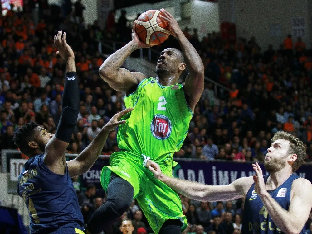 Tahincioğlu Basketbol Süper Ligi: Tofaş: 71 - Fenerbahçe Doğuş: 88