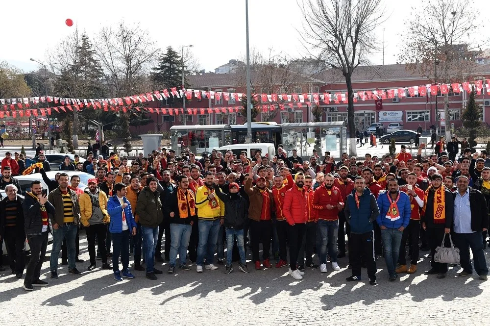Taraftardan Başkan Çakıra Tezahüratlı Teşekkür